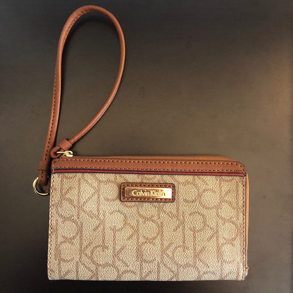 Calvin Klein Wristlet